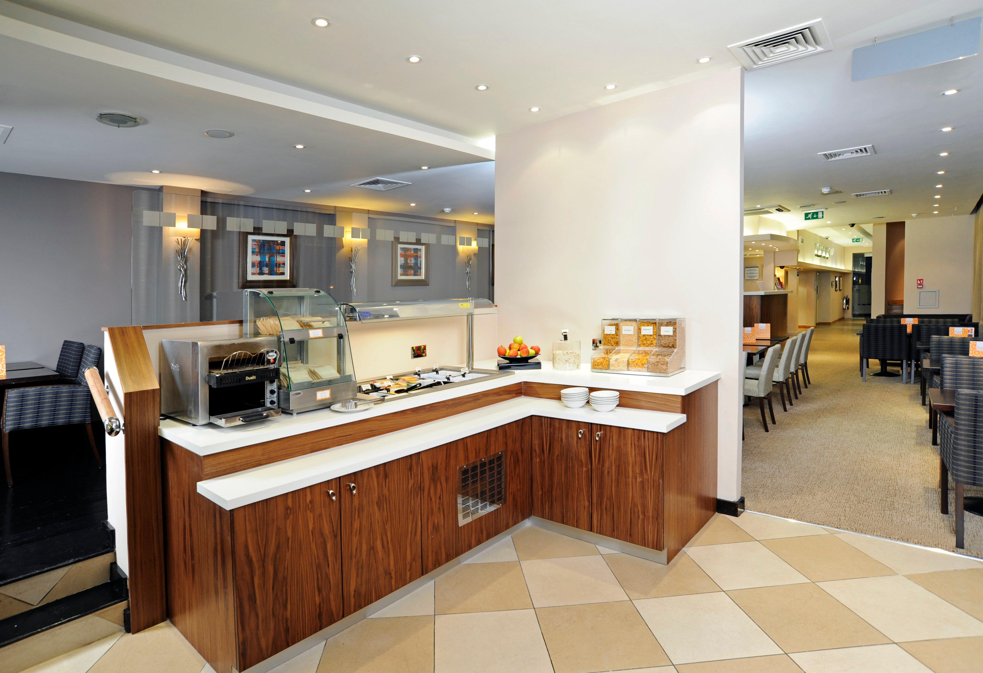 Holiday Inn Express Crewe, An Ihg Hotel Exterior foto