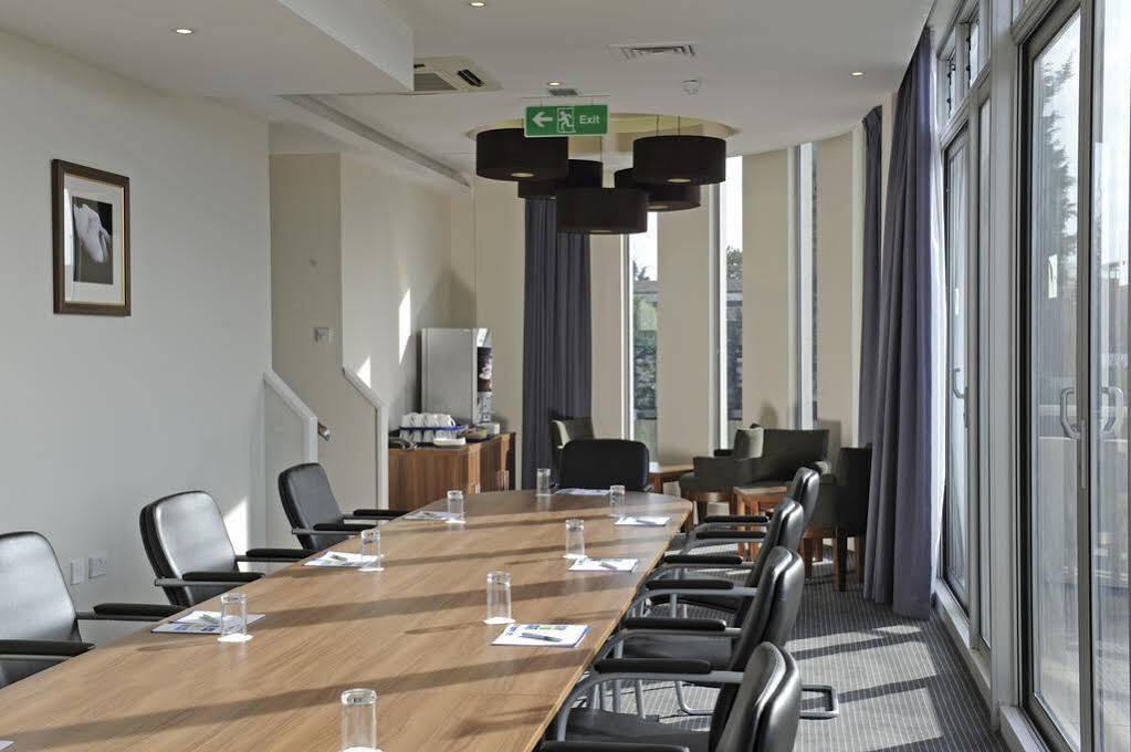 Holiday Inn Express Crewe, An Ihg Hotel Exterior foto